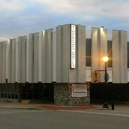 The Stables Inn & Suites Salem Esterno foto