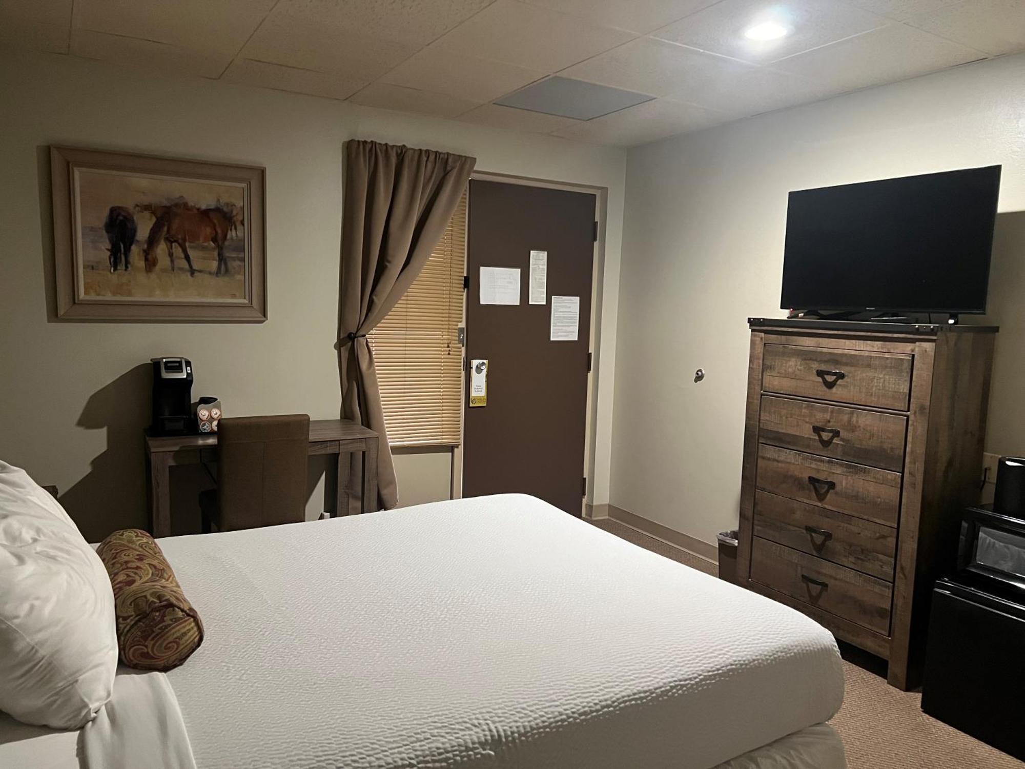 The Stables Inn & Suites Salem Esterno foto