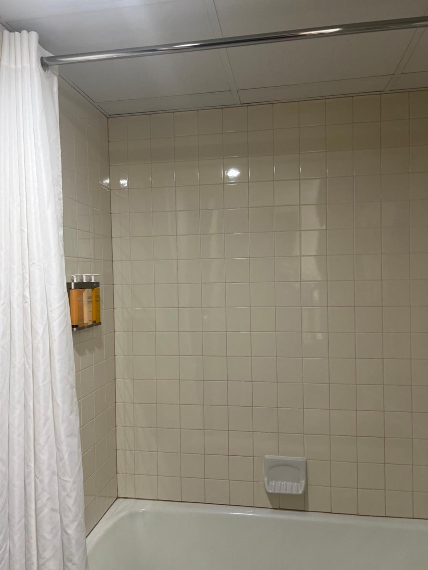 The Stables Inn & Suites Salem Esterno foto