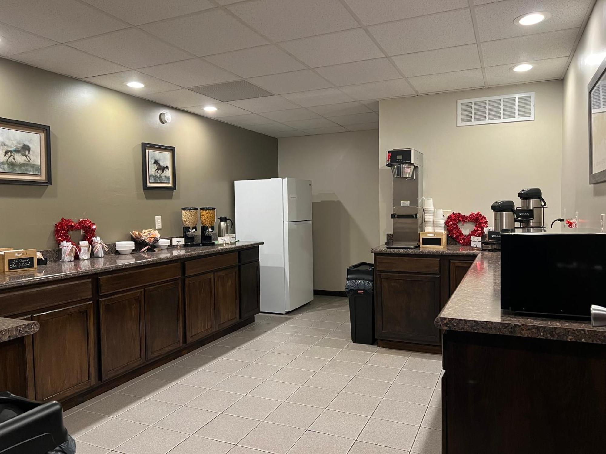 The Stables Inn & Suites Salem Esterno foto